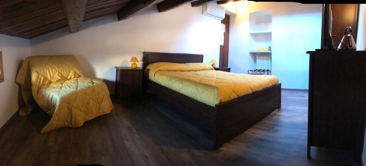 Bb Il Re Alla Reginella Guest House Róma Kültér fotó