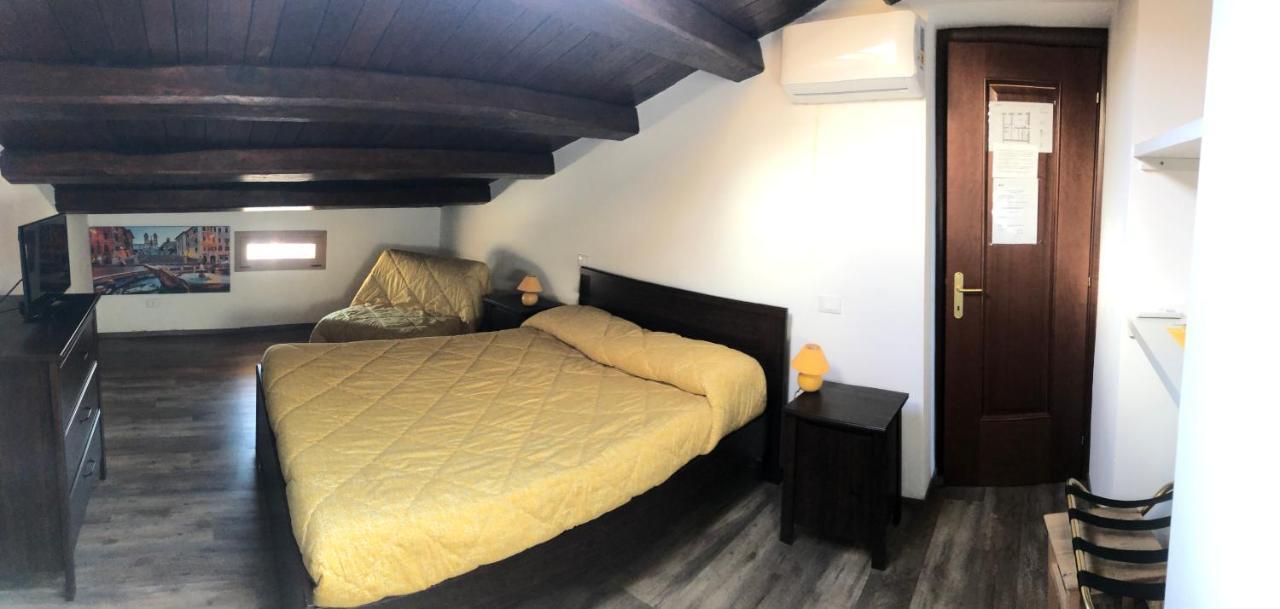Bb Il Re Alla Reginella Guest House Róma Kültér fotó