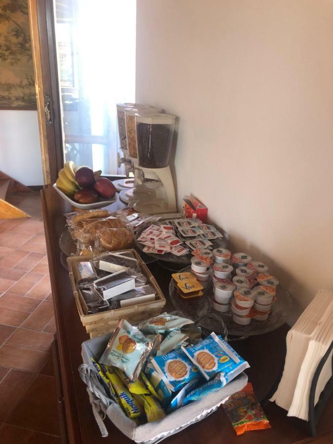 Bb Il Re Alla Reginella Guest House Róma Kültér fotó
