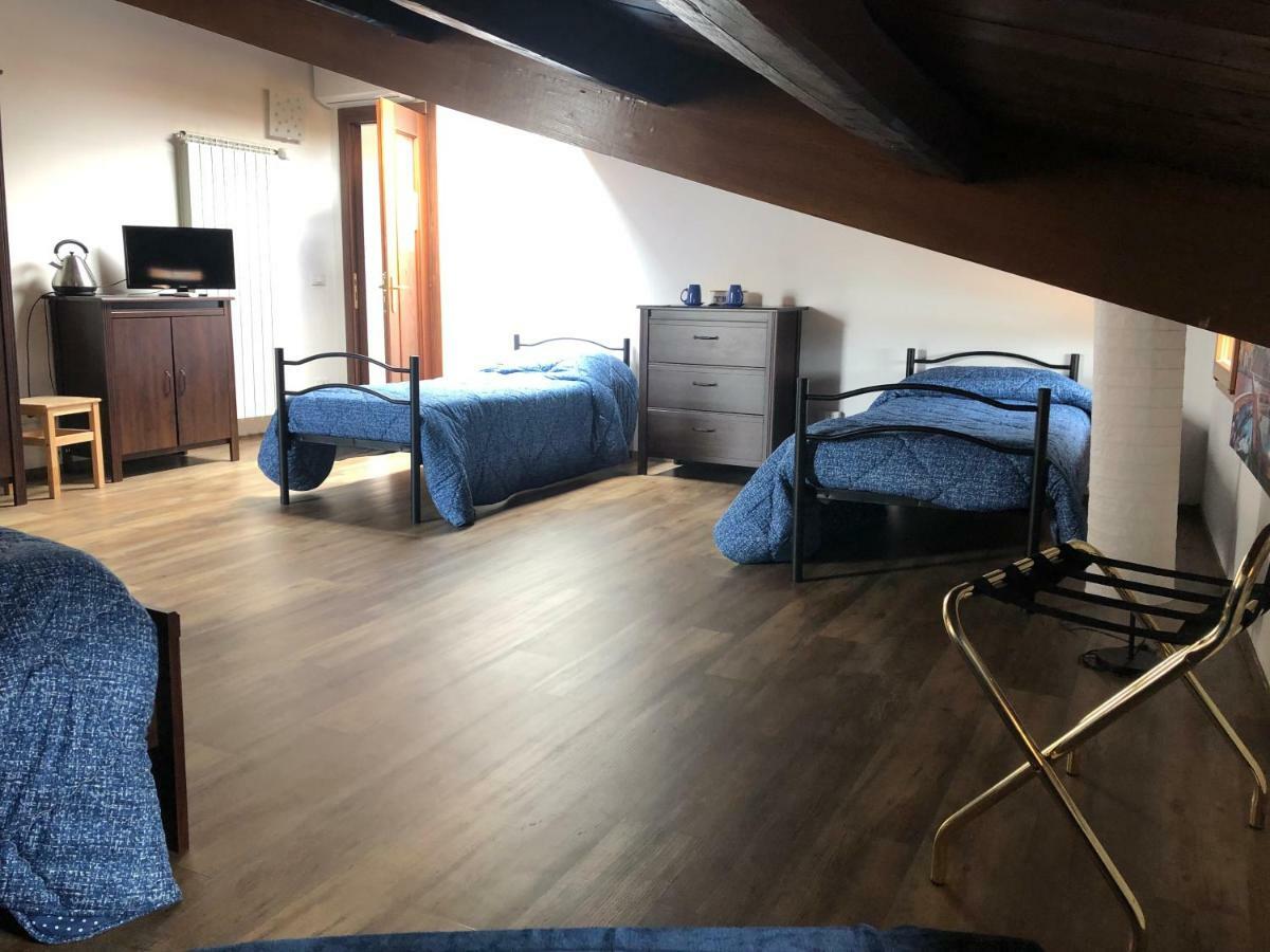 Bb Il Re Alla Reginella Guest House Róma Kültér fotó