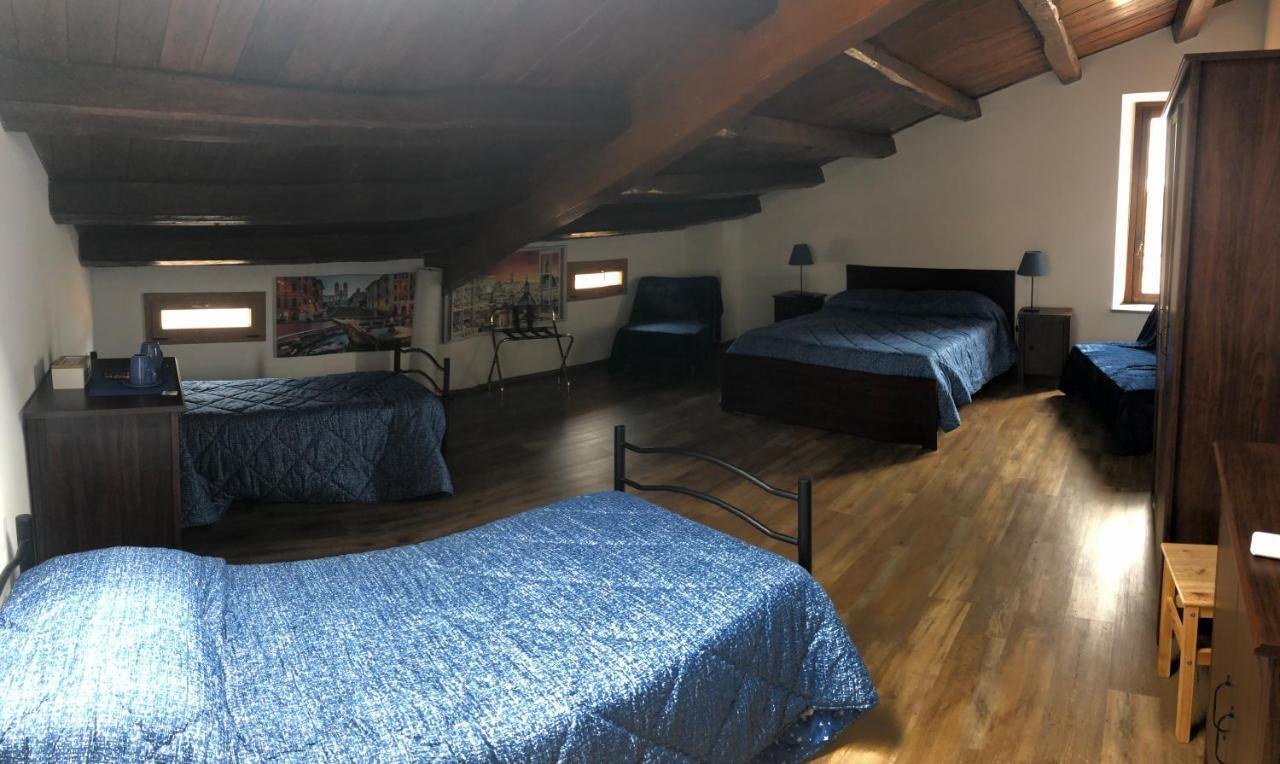 Bb Il Re Alla Reginella Guest House Róma Kültér fotó